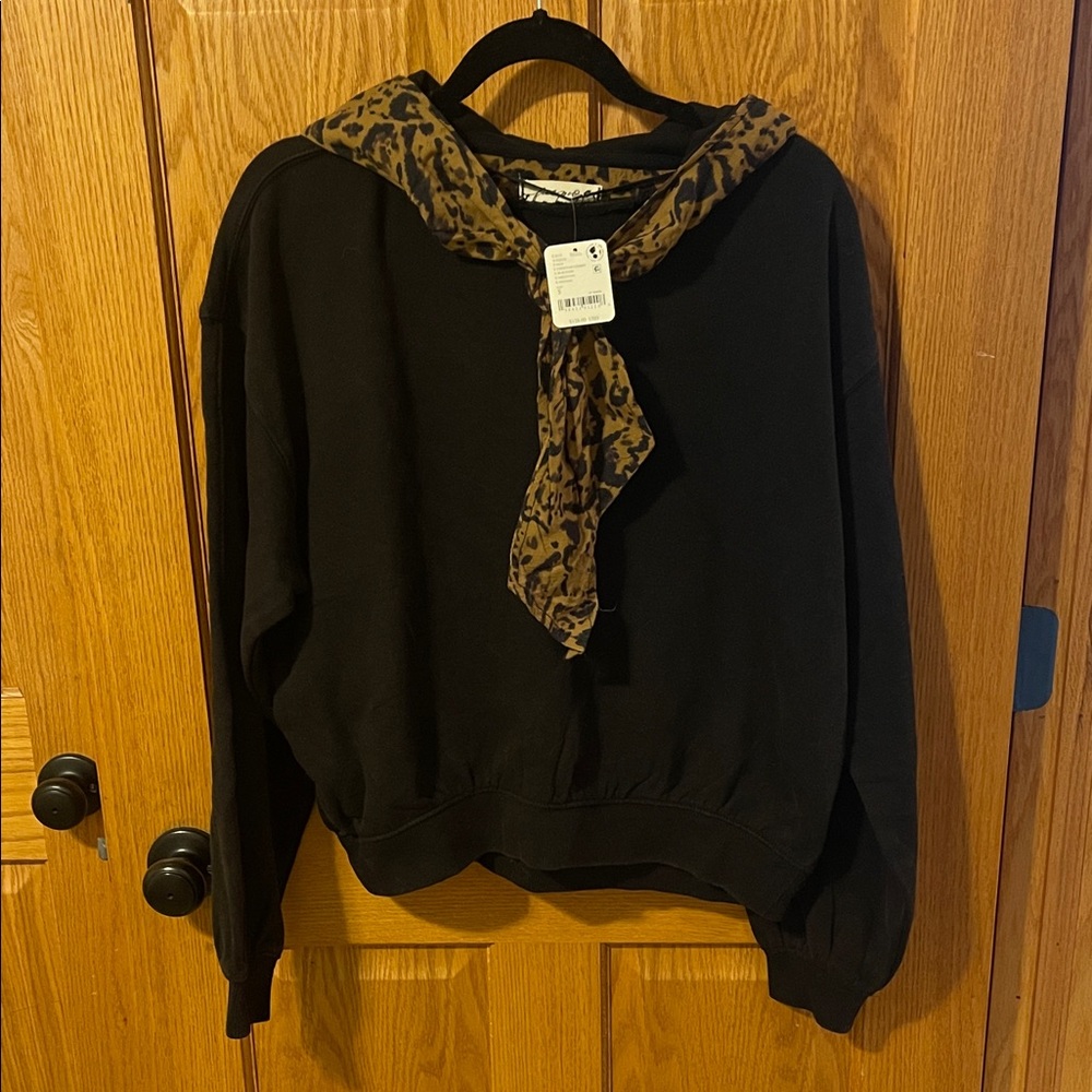 Free people sweatshirt